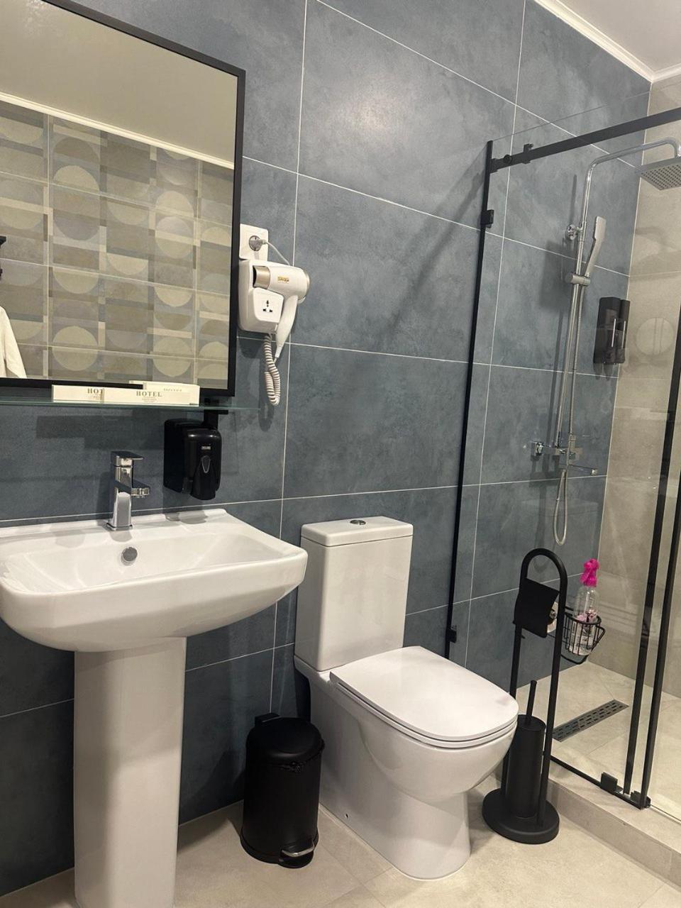 Grand Way Hotel Taraz Εξωτερικό φωτογραφία