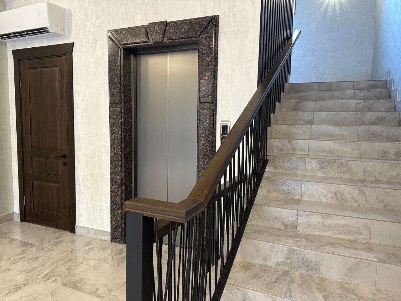 Grand Way Hotel Taraz Εξωτερικό φωτογραφία