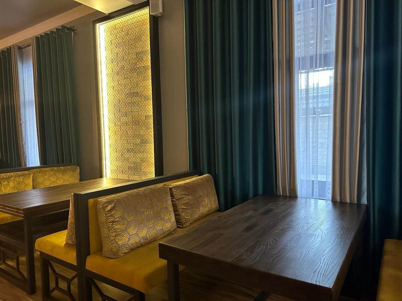 Grand Way Hotel Taraz Εξωτερικό φωτογραφία