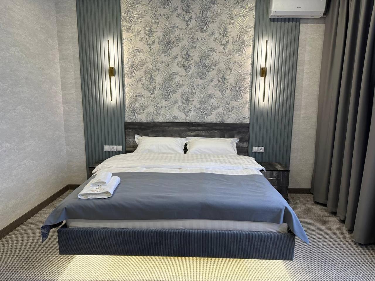Grand Way Hotel Taraz Εξωτερικό φωτογραφία